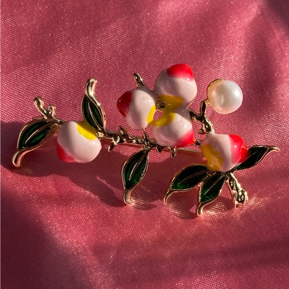 Genuine Freshwater Pearl Floral Brooch Set - Picture 4 of 5
